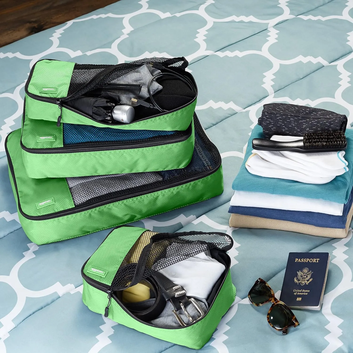 Amazon Basics Packing Cubes for Travel, Packing Organizers Set, 4-Piece-Set (Slim, Small, Medium, Large) With Double Zipper Pulls and Mesh Top Panel, 100% Durable Polyester, Green