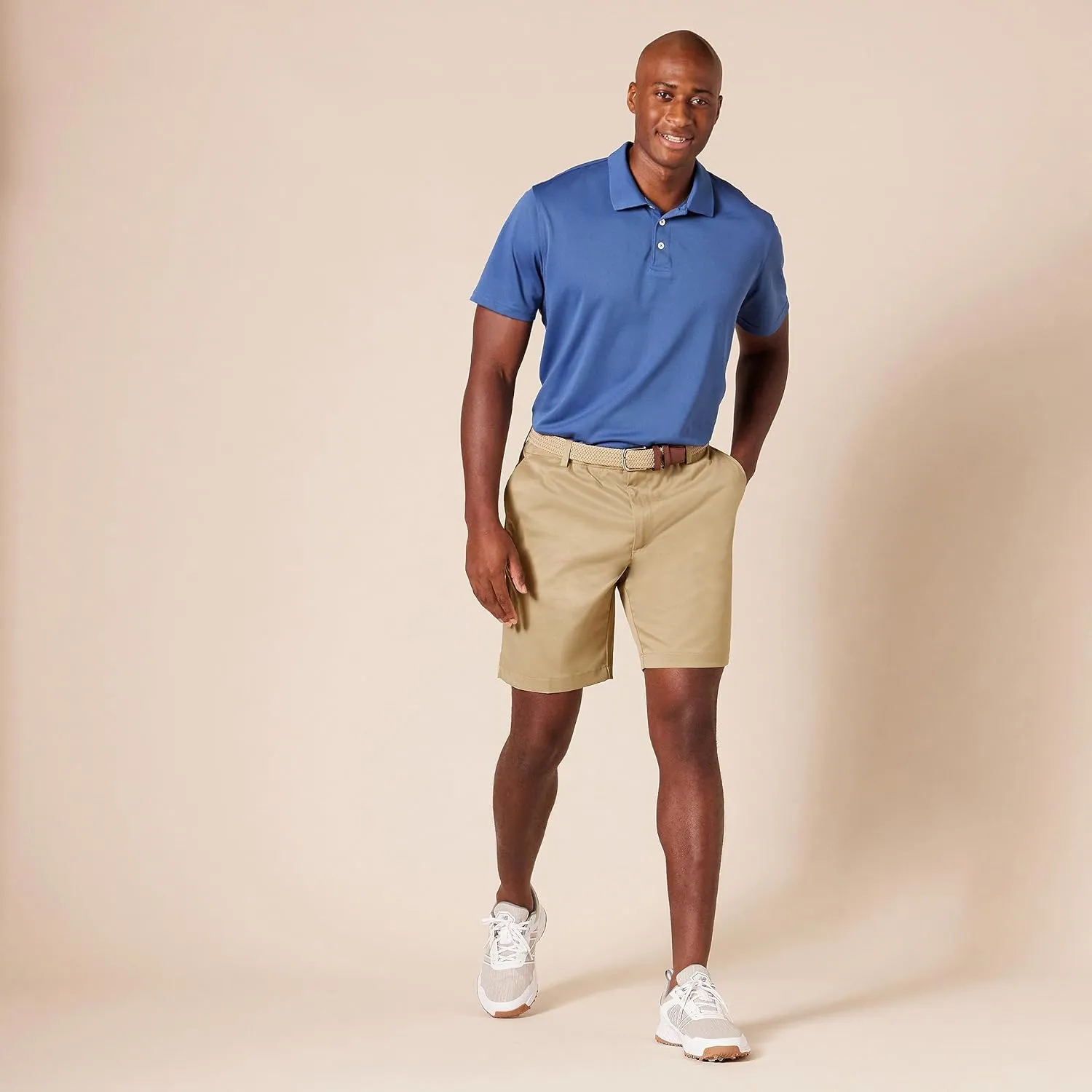 Amazon Essentials Men's Slim-Fit Stretch Golf Short