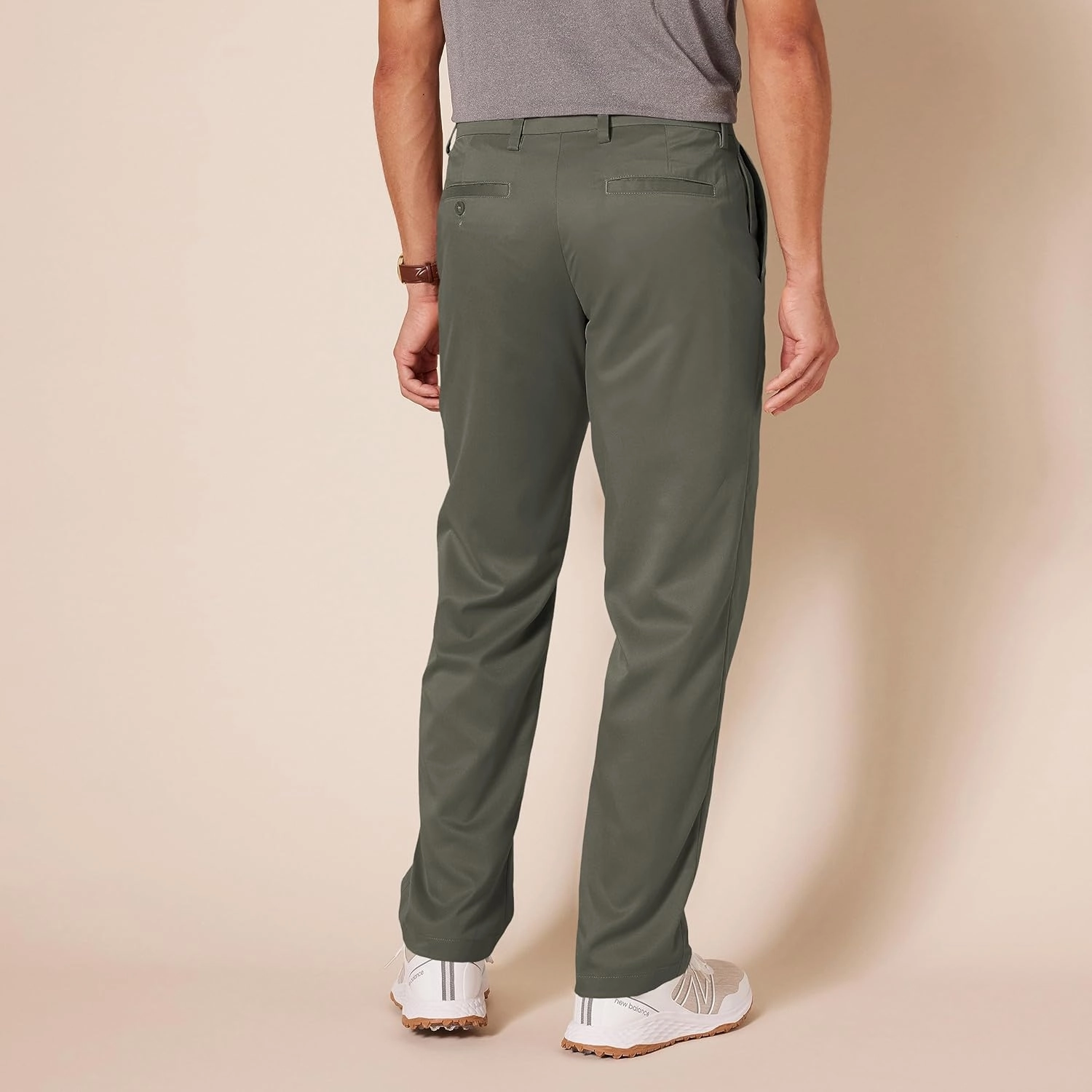 Amazon Essentials Men's Classic-Fit Stretch Golf Pant (Available in Big & Tall)