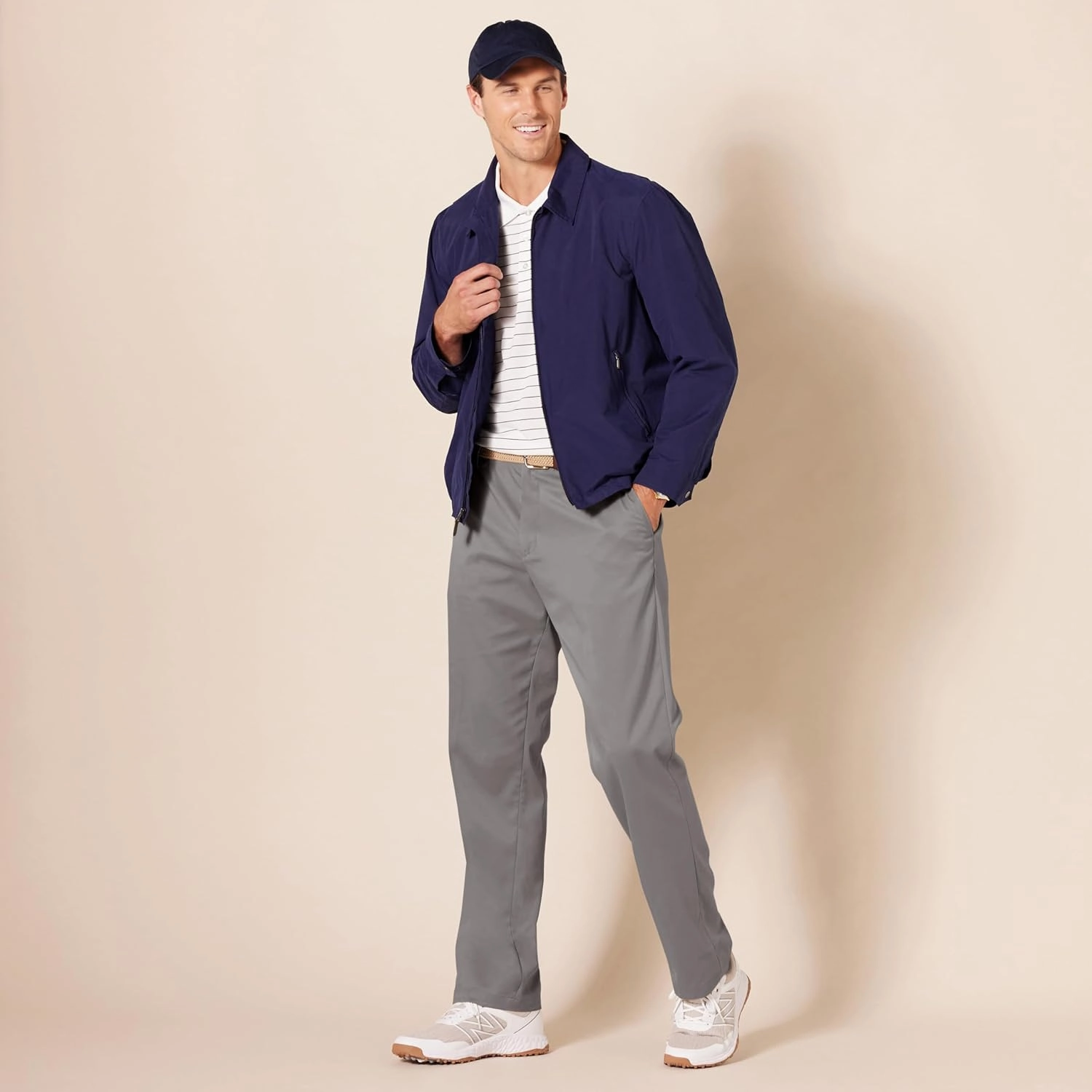 Amazon Essentials Men's Classic-Fit Stretch Golf Pant (Available in Big & Tall)