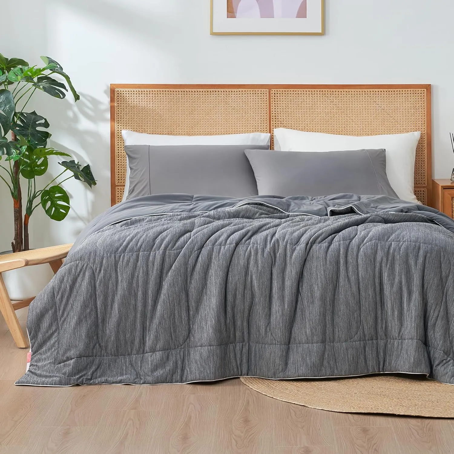 Amélie Home Cooling Comforter Queen Size, Reversible Lightweight Cooling Blanket for Hot Sleepers, Q-Max 0.43 Summer Breathable Cooling Quilt for Night Sweats, 90" x 90", Heather Charcoal Grey