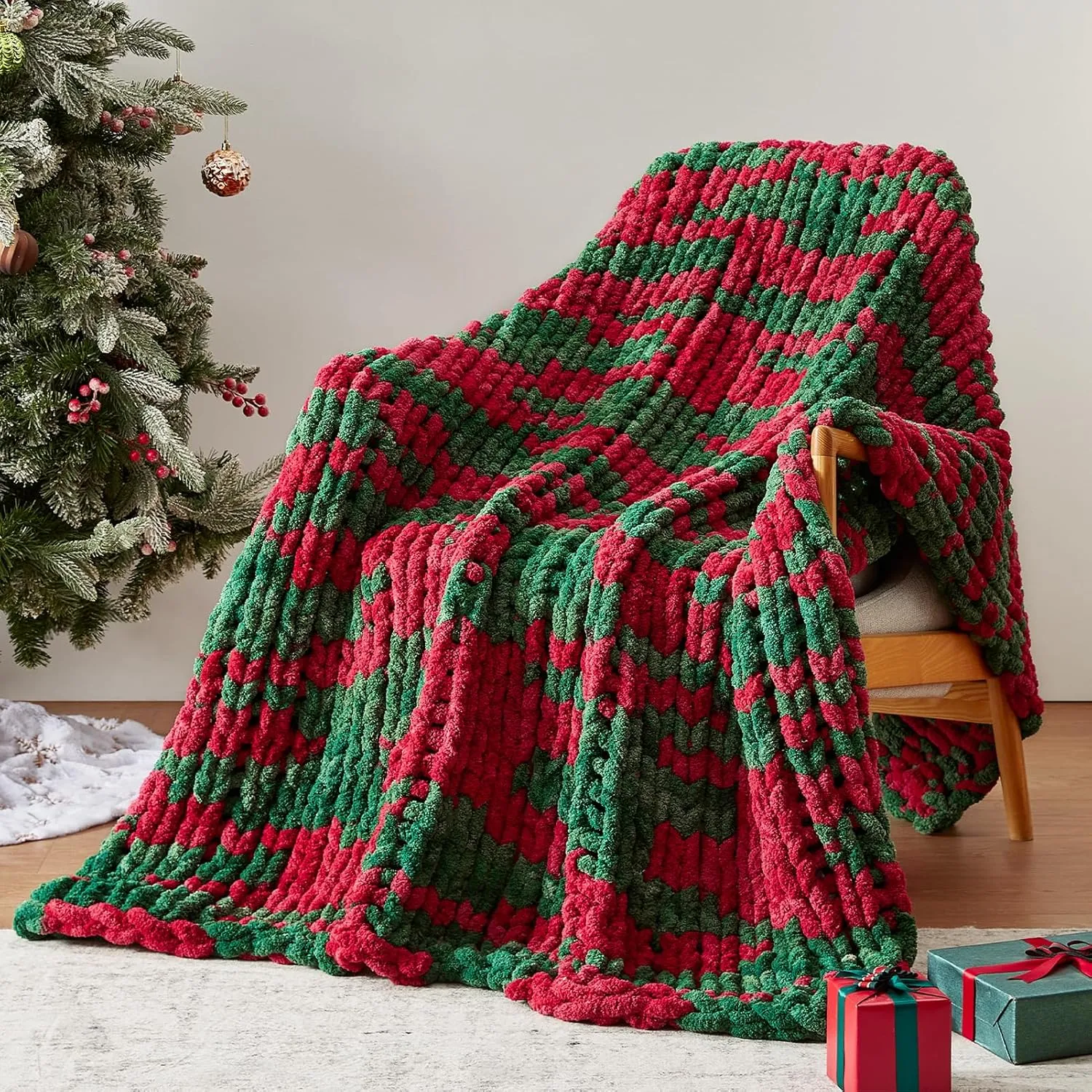 Chunky Knit Throw Blanket, 50''*60'' Chenille Blankets for Bed & Couch, Handmade Christmas Stripes Crochet, Machine Washable, Comfy & Cute for Home Decor