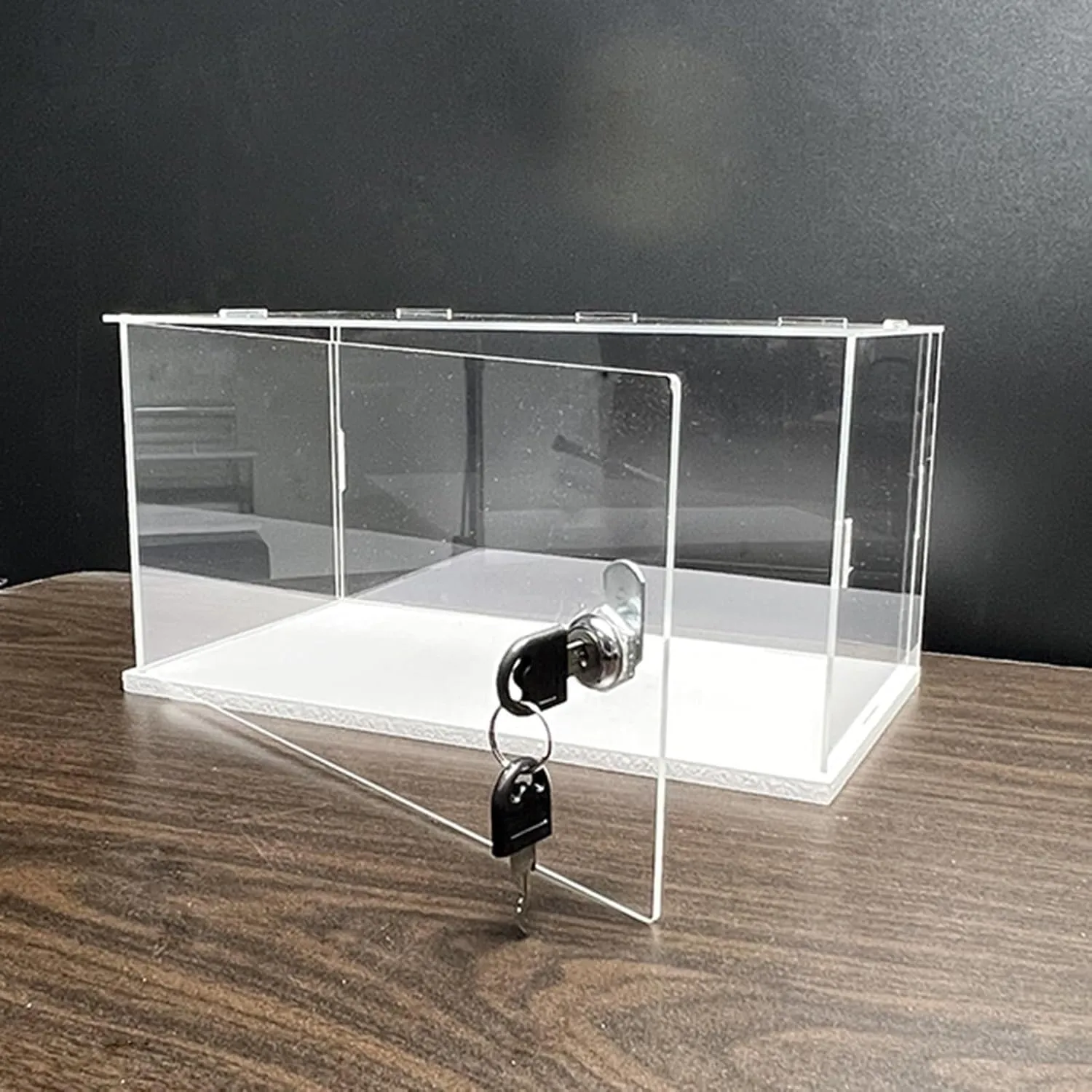 Clear Acrylic Display Case with Lock & Key, Stackable Dustproof Showcase for Action Figures & Models(20cm(8") x20cm(8") x15cm(6"))