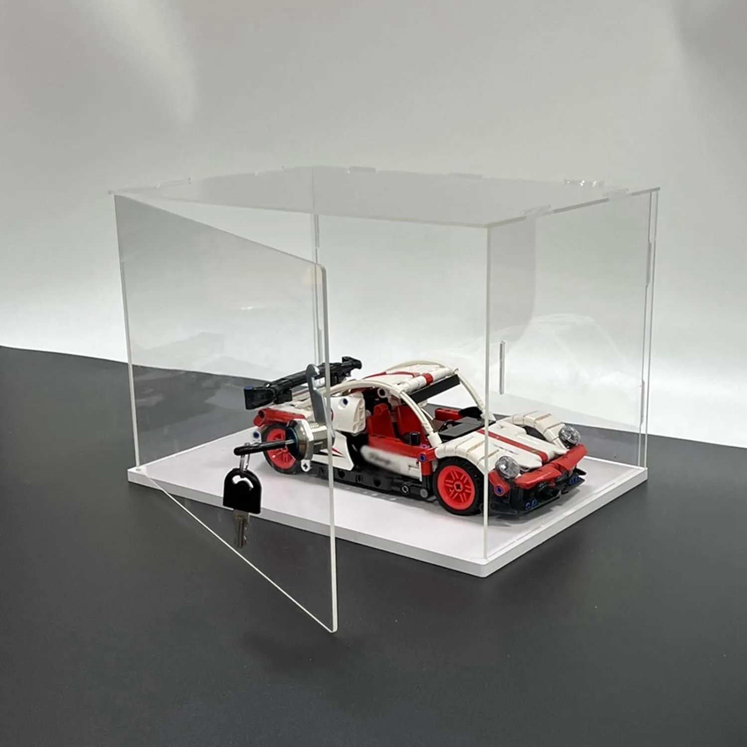Clear Acrylic Display Case with Lock & Key, Stackable Dustproof Showcase for Action Figures & Models(20cm(8") x20cm(8") x15cm(6"))
