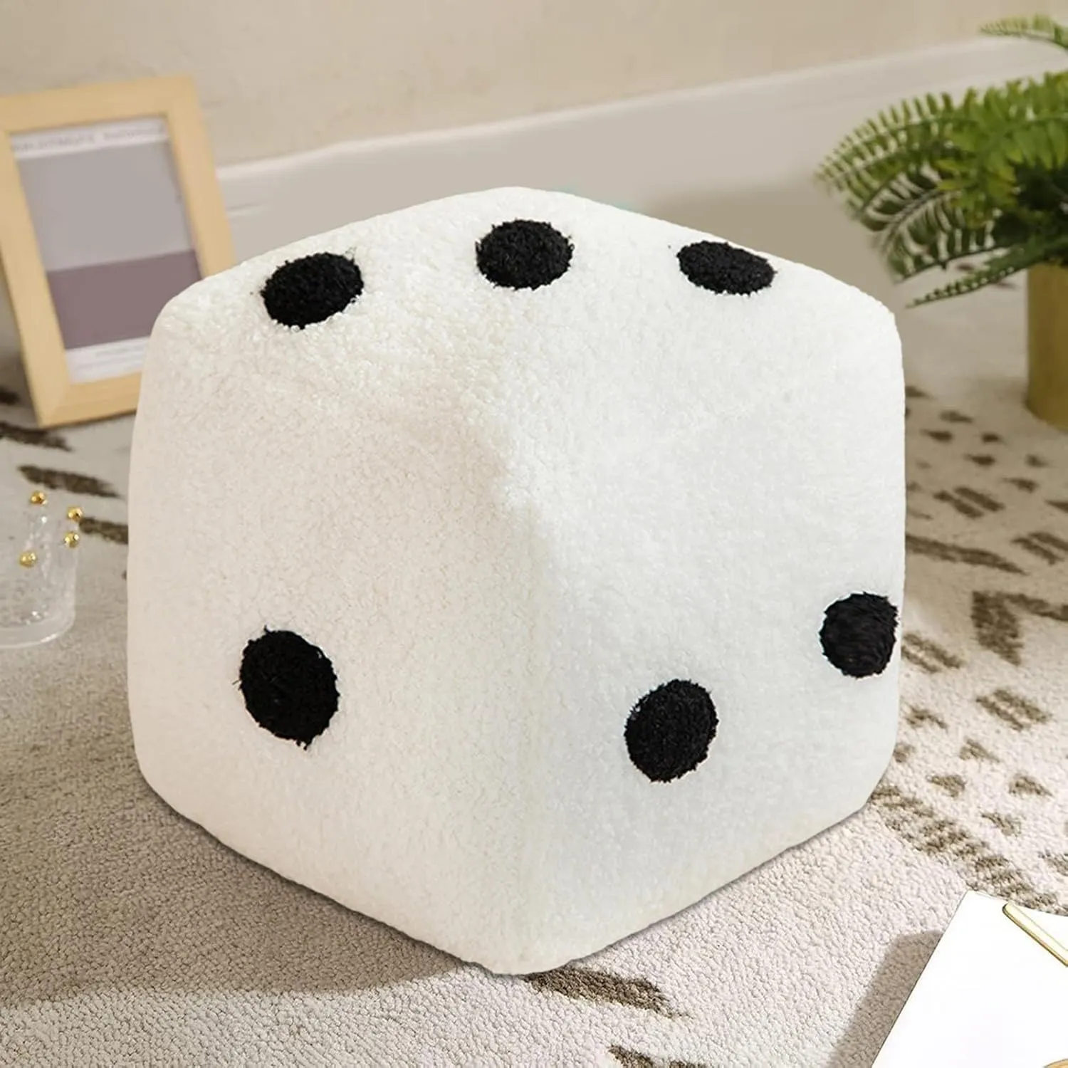 Dice Plush Pillow, Creative Funny Simulation Dice Plush Pillow, Dice Cubic Throw Pillow Dice, Plush Pendant Stuffed Soft Sofa Back Cushion for Couch Bedroom Living Room Car Decor (White)