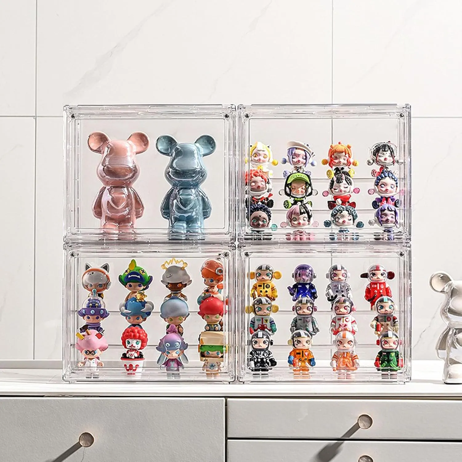 DULRLLY Acrylic Display Case for Figurines Clear Display Stand Dustproof Display Box with Magnetic Door Stackable Display Showcase for Collectibles Mini Toys Funko Pop Action Figures (L/1-Tier)