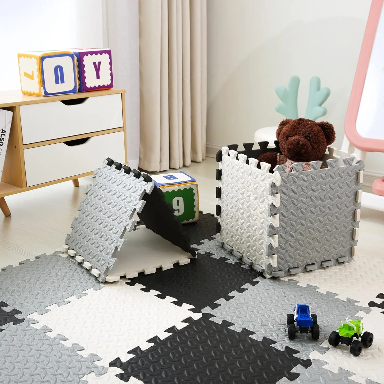 Foam Play Mat for Baby, 0.4 Inch Thicked Interlocking Floor Mats with Solid Colors, Soft Non-Toxic Baby Playmat, EVA Foam Playmat Foam Mats for Toddlers, 16 Tiles(White/Black/Gray)
