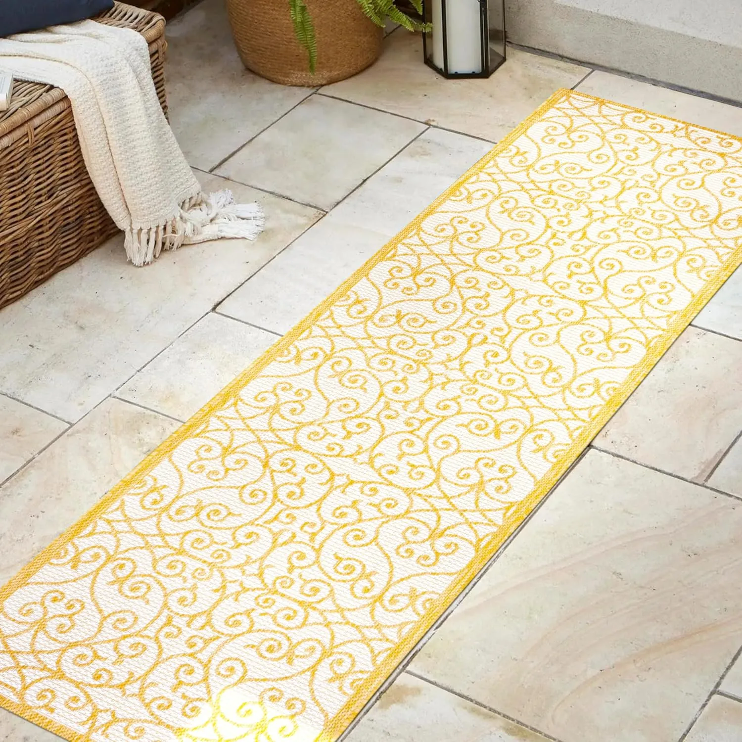 JONATHAN Y SMB107D-28 Madrid Vintage Filigree Textured Weave Indoor Outdoor Runner Rug, Classic,Traditional,Transitional Easy Cleaning,Bedroom,Kitchen,Backyard,Patio,Non Shedding, Cream/Yellow, 2 X 8