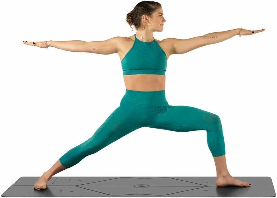 Liforme Travel Yoga mat – Patented Alignment System, Warrior-Like Grip, Non-Slip, Eco-Friendly, Ultra-Lightweight and Sweat Resistant, Made with Natural Rubber