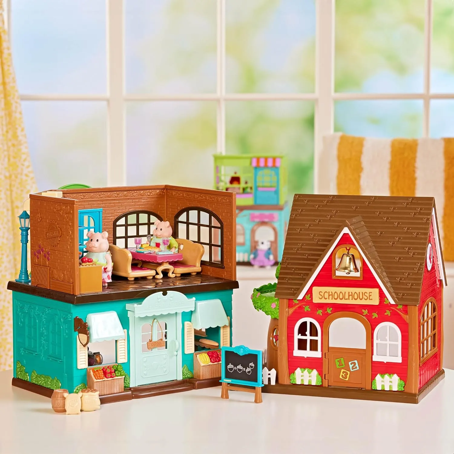 Lil Woodzeez – Toy Figures Playset – Miniature School Playhouse – Stackable – Storybook & Posable Figures Bundle – 3 Years  