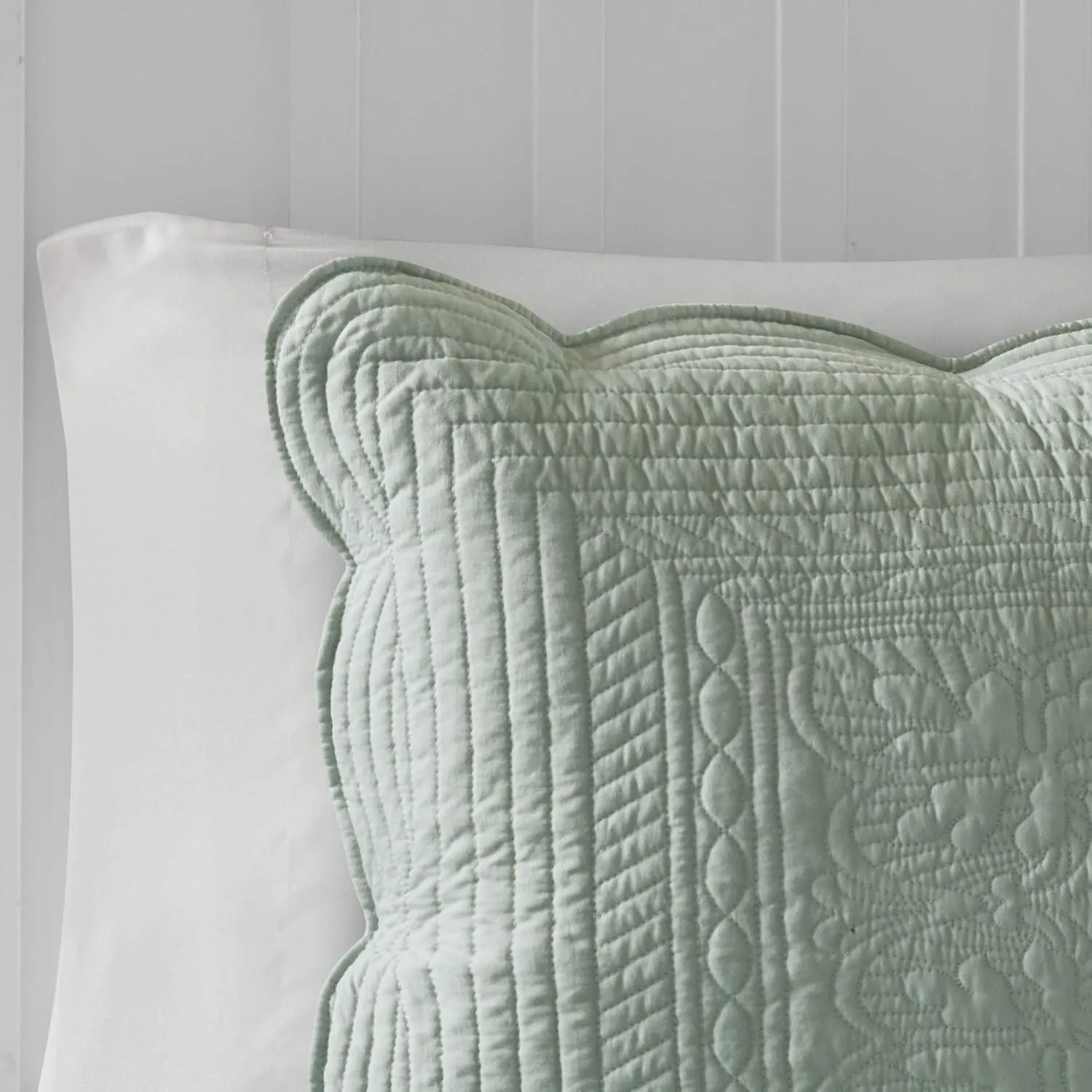 Madison Park Tuscany Quilt Set-Casual Damask Stitching Design Lightweight Coverlet Bedspread Bedding, Shams, King/Cal King(108"x96"), Medallion Seafoam 3 Piece