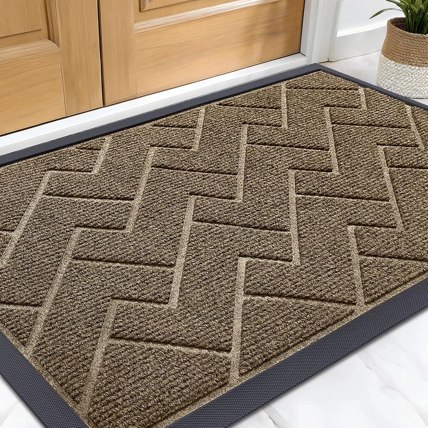 OLANLY Front Door Mat Indoor Outdoor Entrance, Waterproof All-Season, All-Weather Welcome Doormat, Sturdy Natural Rubber, Low Profile, Easy Clean Patio Porch Entryway Outside Floor Mat, 36x24, Brown