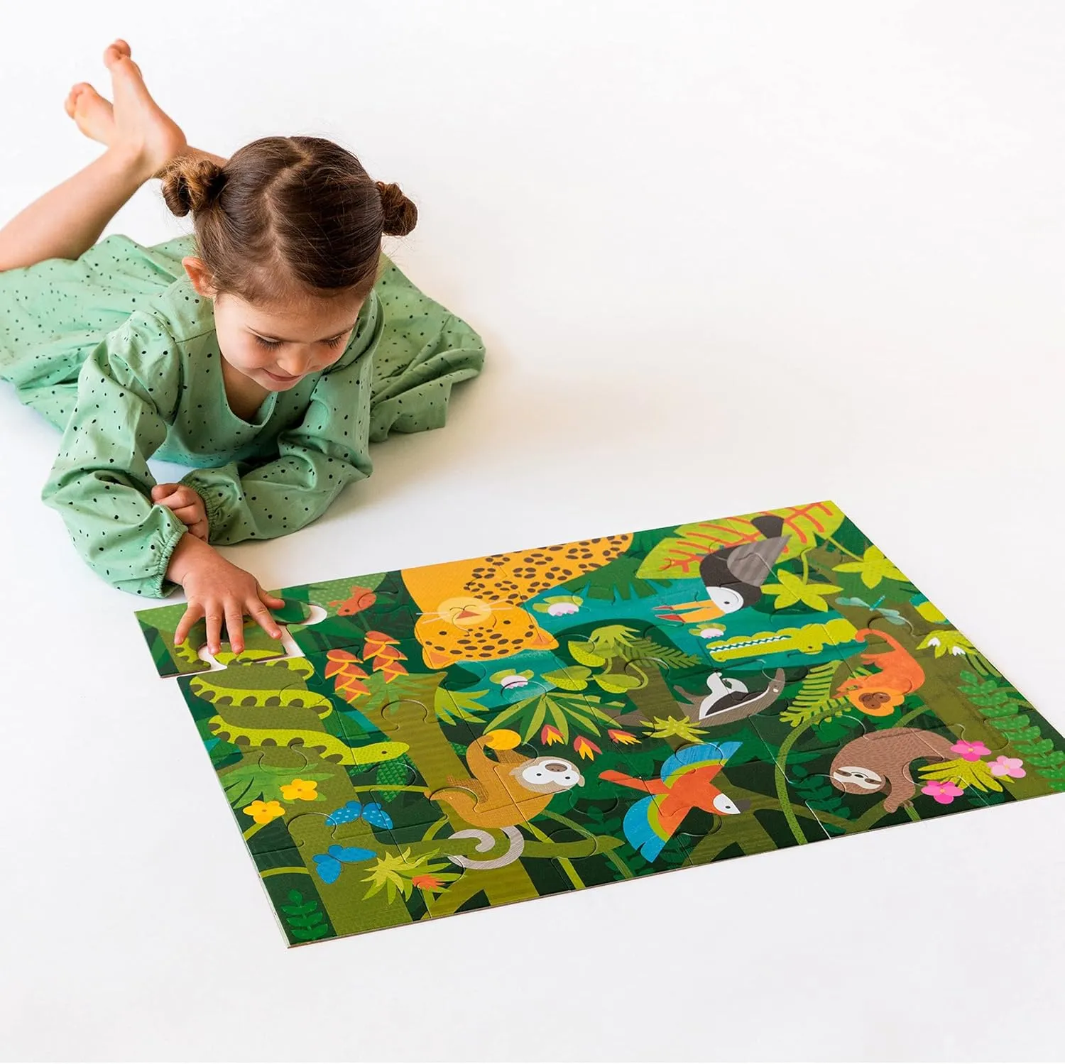 Petit Collage Floor Puzzle, Wild Rainforest, 24-Pieces – Large Puzzle for Kids, Completed Rainforest Puzzle Measures 18” x 24” – Makes a Great Gift Idea for Ages 3 