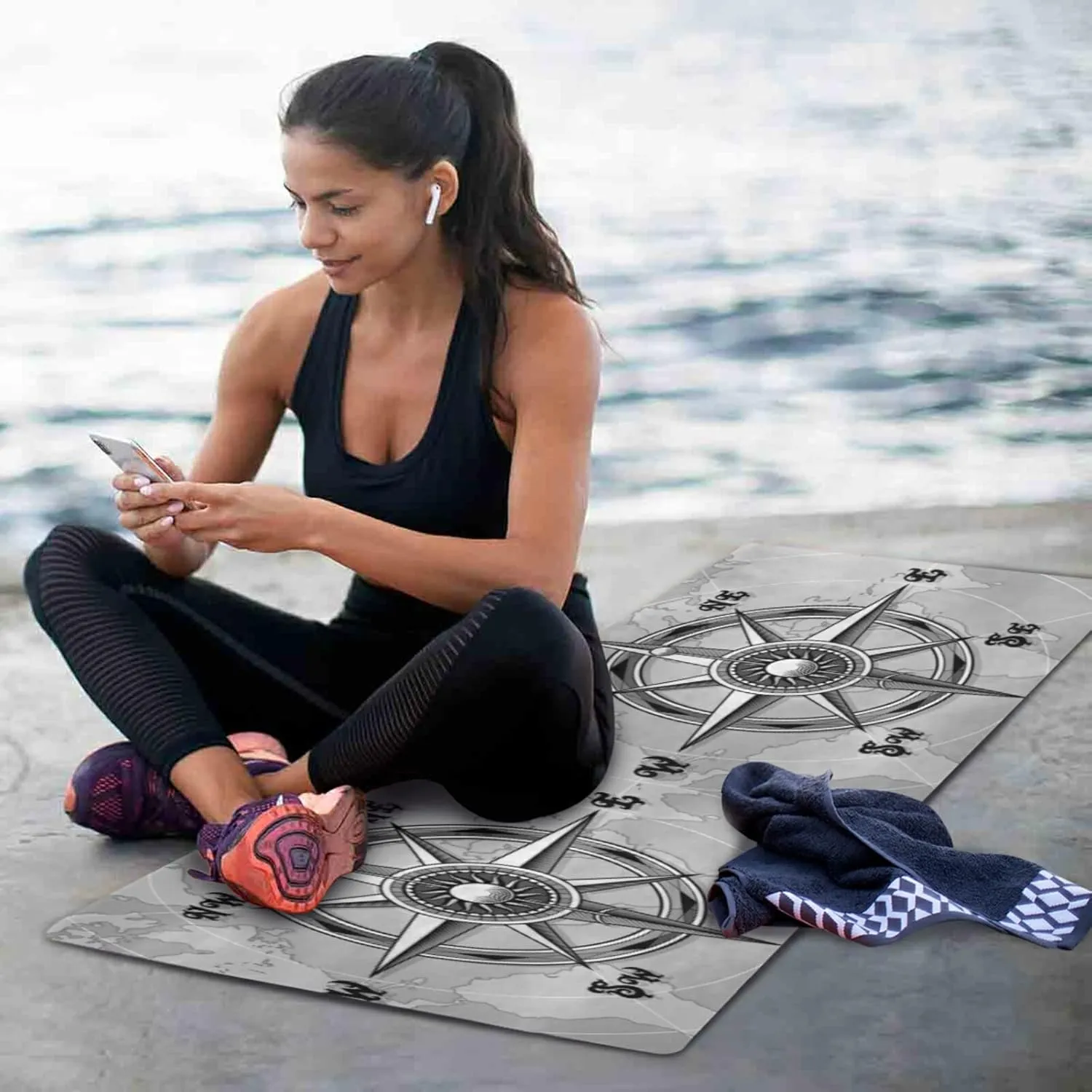Poeticcity 1 mm Thick Non-Slip Rubber Yoga Mat, Durable Folding Workout Mat, Fitness Safe Mat with Bag for Pilates and Floor Exercises