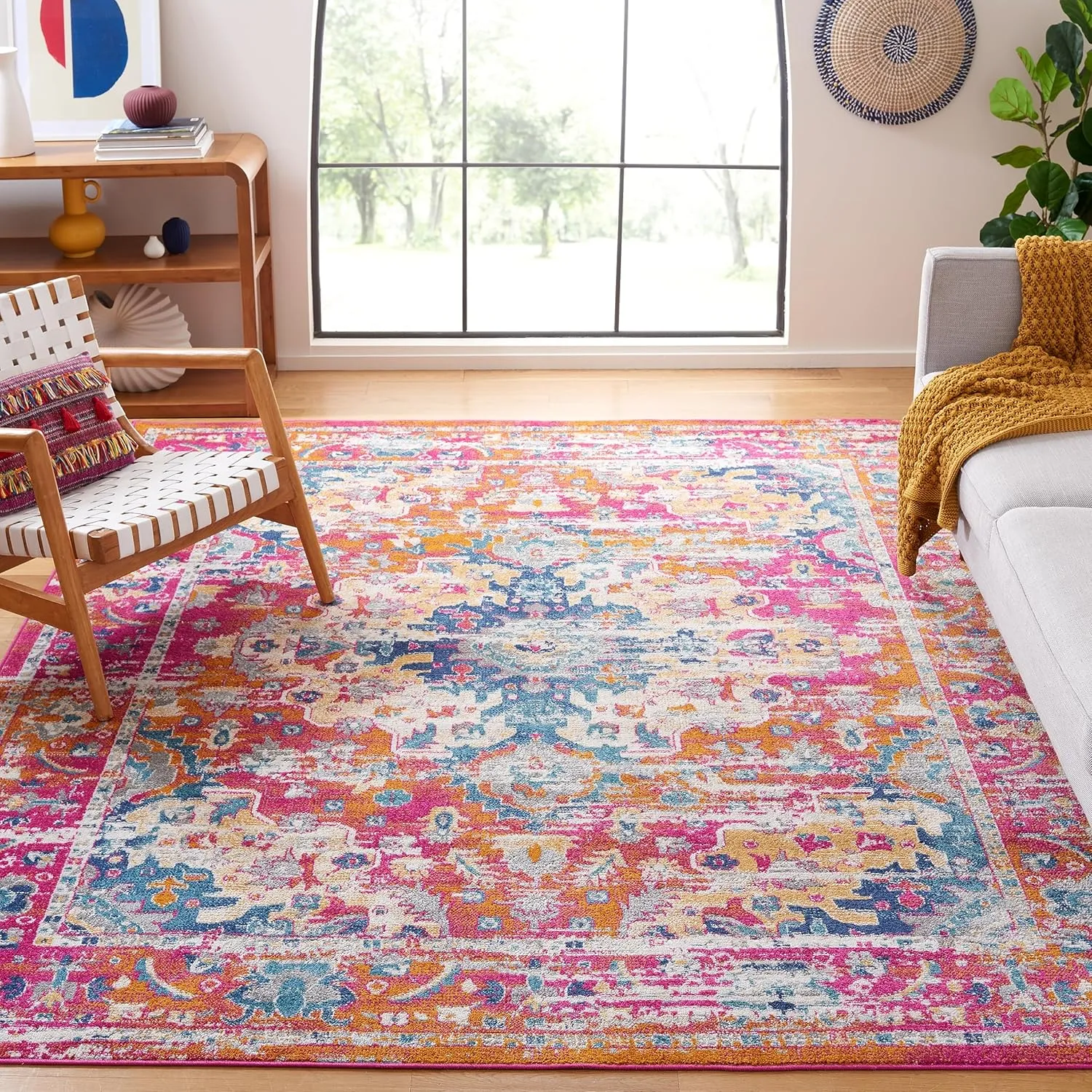 SAFAVIEH Area Rug 8x10 - Madison Collection - Large - Fuchsia & Gold, Boho Chic Medallion Design, Non-Shedding & Easy Cleaning, Ideal for Living Room, Bedroom, Office, Dining Space (MAD154R)