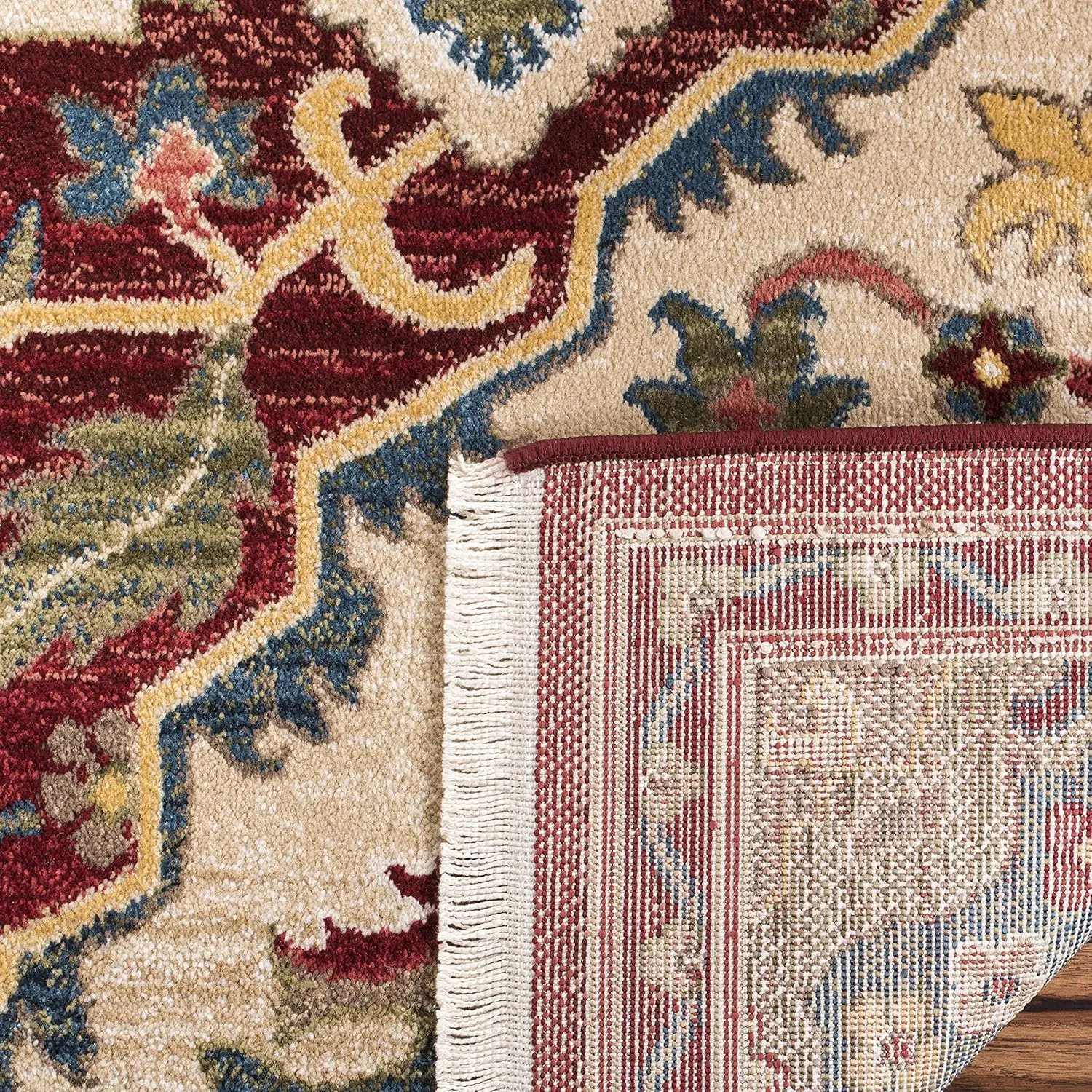 SAFAVIEH Kashan Collection Area Rug - 5'1" x 7'5", Red & Beige, Traditional Oriental Design, Non-Shedding & Easy Care, Ideal for High Traffic Areas in Living Room, Bedroom (KSN304D)