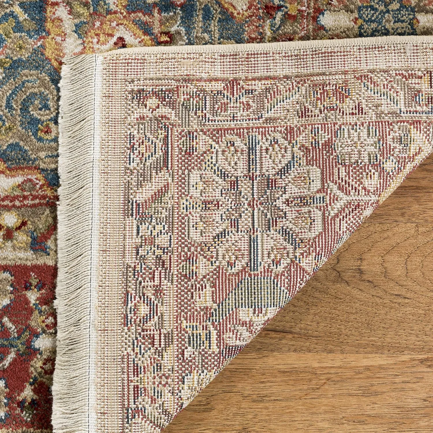 SAFAVIEH Kashan Collection Area Rug - 6'7" Round, Ivory & Blue, Non-Shedding & Easy Care, Ideal for High Traffic Areas in The Living Room, Dining, Bedroom (KSN305B)