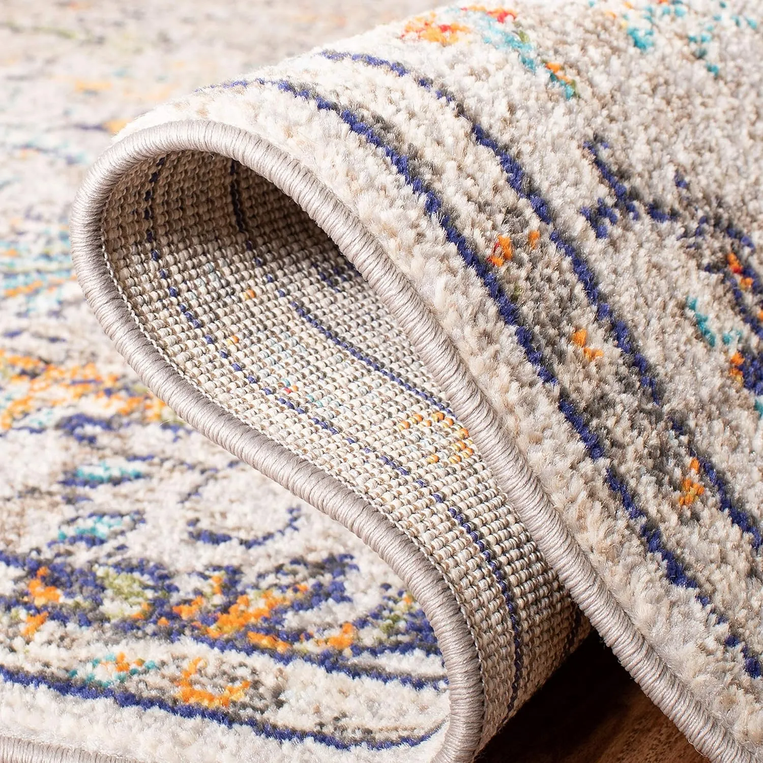 SAFAVIEH Madison Collection Area Rug - 6' x 9', Grey & Light Blue, Boho Chic Medallion Distressed Design, Non-Shedding & Easy Care, Ideal for High Traffic Areas in Living Room, Bedroom (MAD447F)
