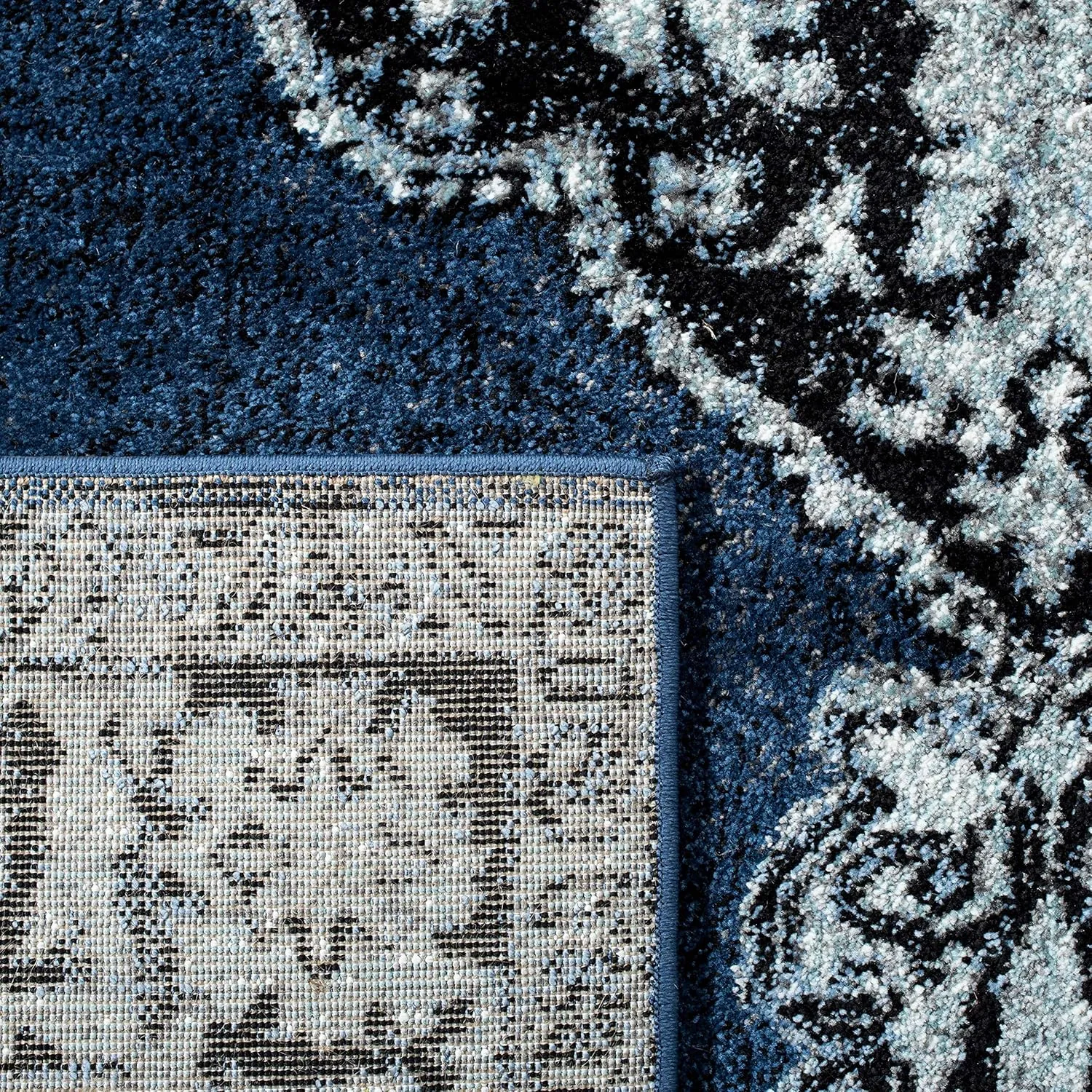 SAFAVIEH Vintage Hamadan Collection Area Rug - 8' x 10', Blue & Grey, Oriental Traditional Persian Design, Non-Shedding & Easy Care, Ideal for High Traffic Areas in Living Room, Bedroom (VTH219M)