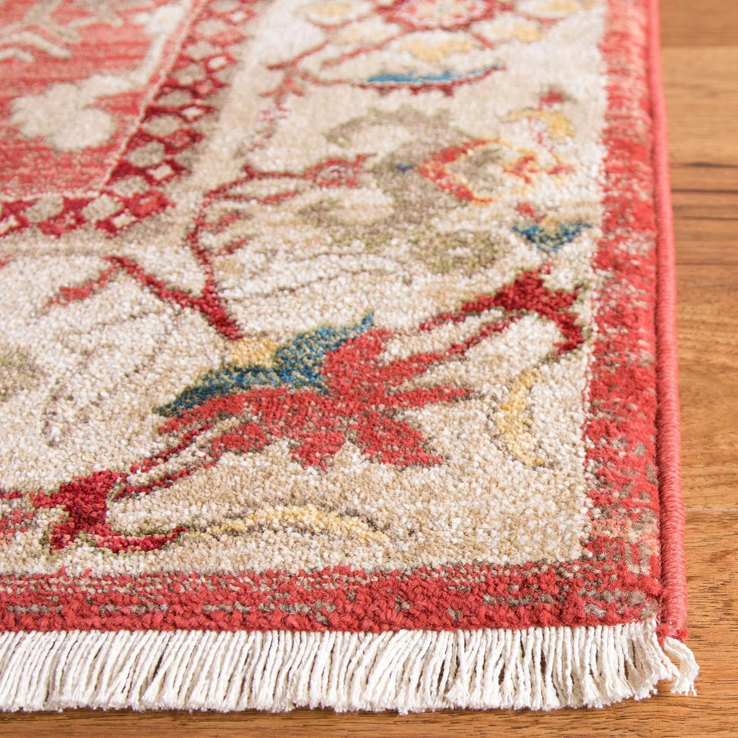 SAFAVIEH Kashan Collection Area Rug - 6'7" Square, Red & Beige, Traditional Oriental Design, Non-Shedding & Easy Care, Ideal for High Traffic Areas in Living Room, Bedroom, Dining (KSN303L-7SQ)