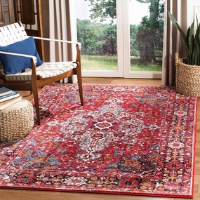 SAFAVIEH Vintage Hamadan Collection Area Rug - 5'3" Square, Red & Multi, Oriental Traditional Persian Design, Non-Shedding & Easy Care, Ideal for High Traffic Areas in Living Room, Bedroom (VTH222A)