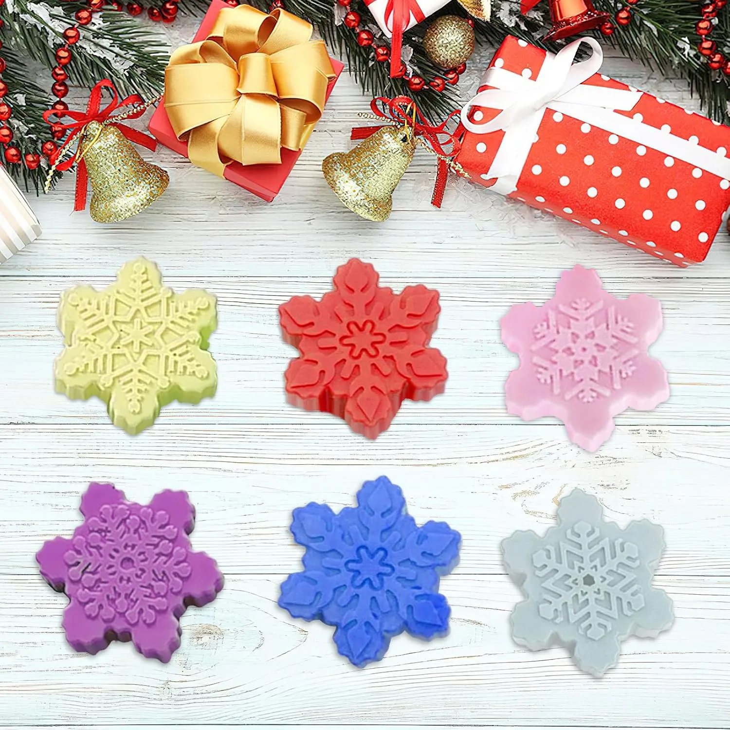 Snowflake Molds, 3Pcs Christmas Silicone Cake Trays 3D Snowflake Cookie Soap Reusable Non Stick Chocolate Molds for Christmas Muffin Jelly Ice Cube Making Winter Party Home Decorations
