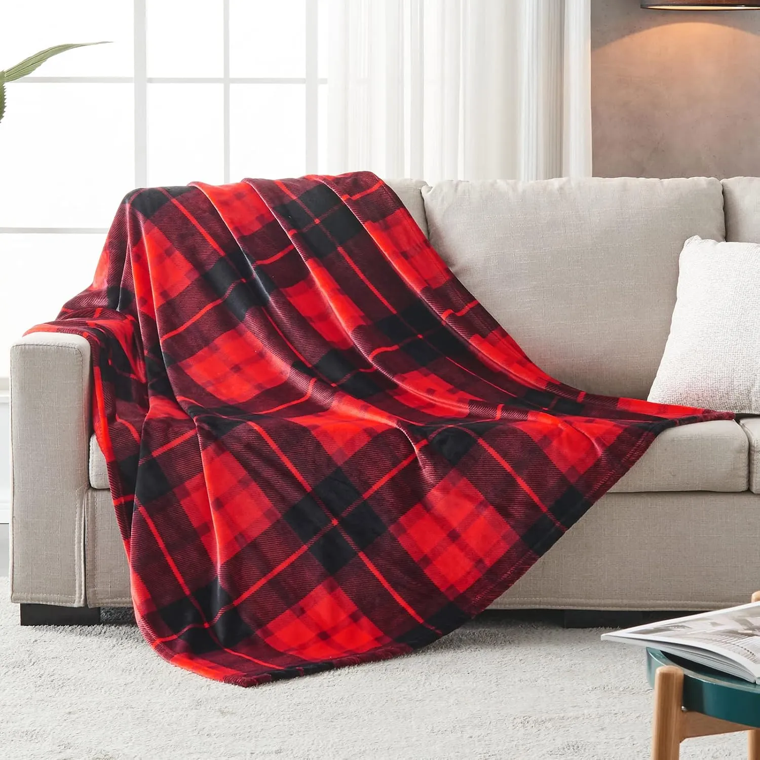 SOCHOW Flannel Fleece Throw Blanket 60 x 80 Inches, All Season Plaid Red Blanket for Bed, Couch, Car