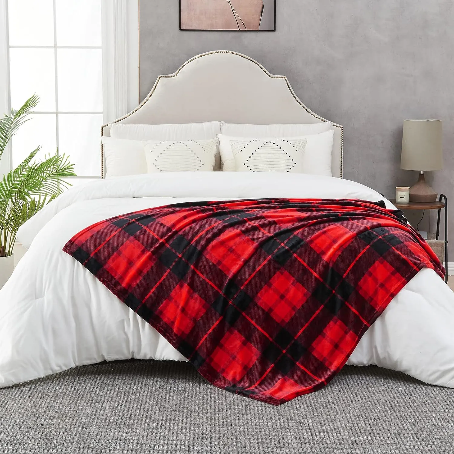 SOCHOW Flannel Fleece Throw Blanket 60 x 80 Inches, All Season Plaid Red Blanket for Bed, Couch, Car