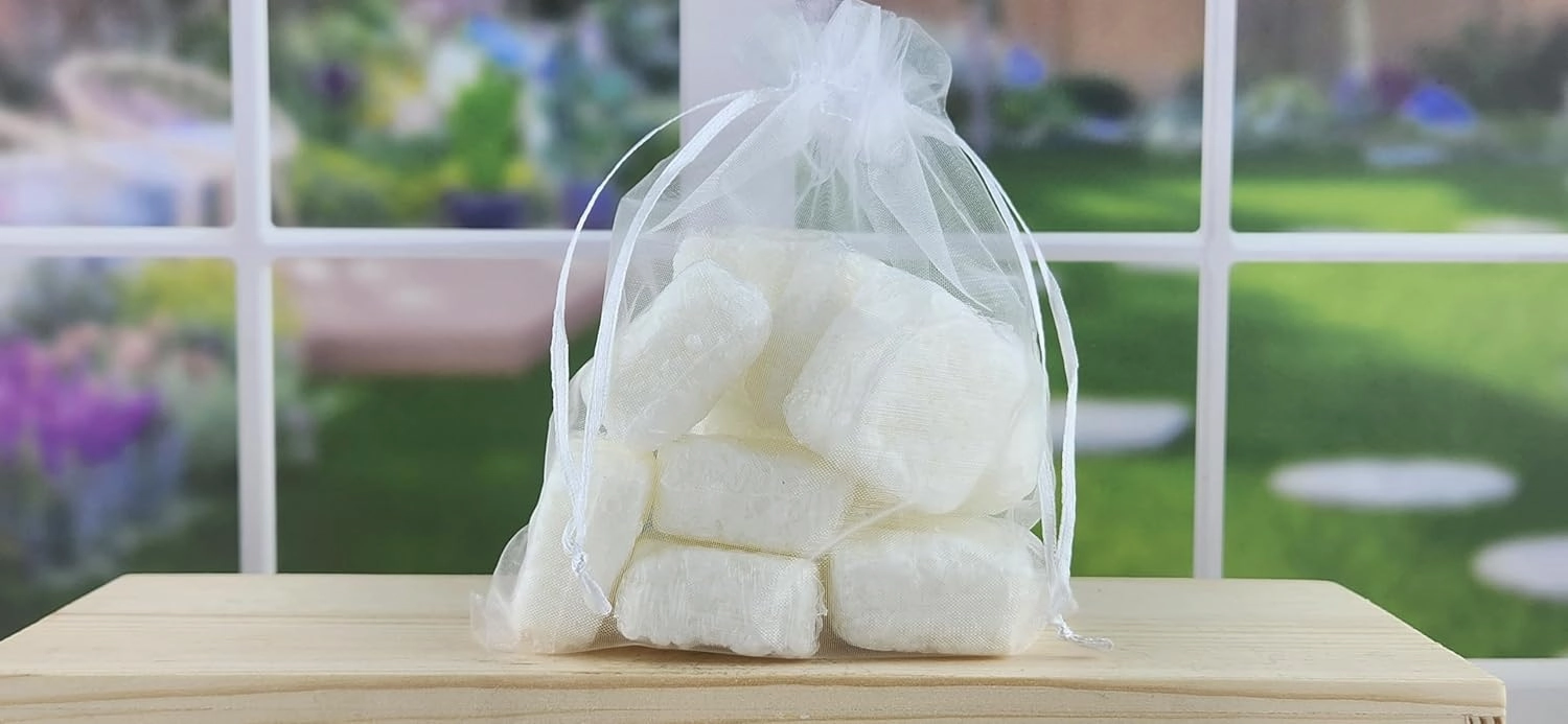 TSA Handmade Body Wash Exfoliating Salt Scrub Cubes, Vanilla Almond Fragrance, Spa, Skin Care, Moisturizer, Sensitive Dry Skin, Women, Teens, Men, Gift for Her, 10 cubes